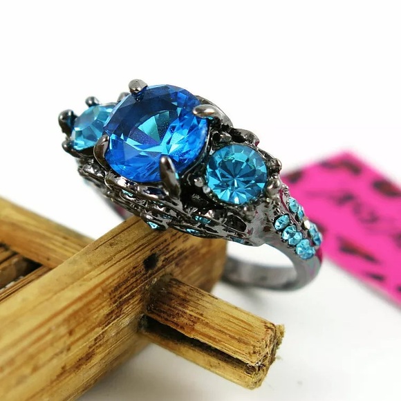 Betsey Johnson Jewelry - Betsey Johnson Blue Aquamarine 18KT Ring Size 7